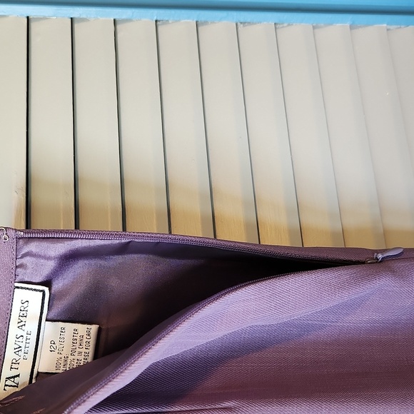 Travis Ayers Lavender Skirt - Picture 9 of 10